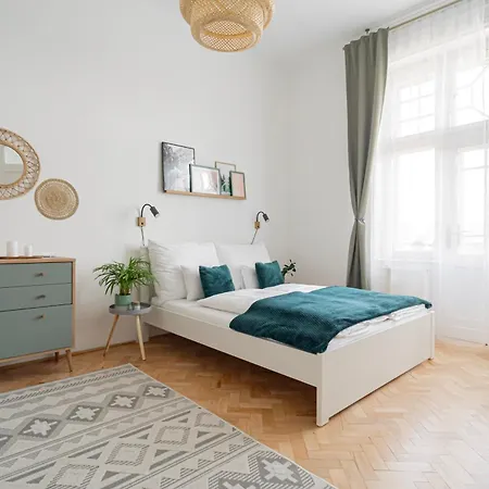 Duna Panorama Apartamento *